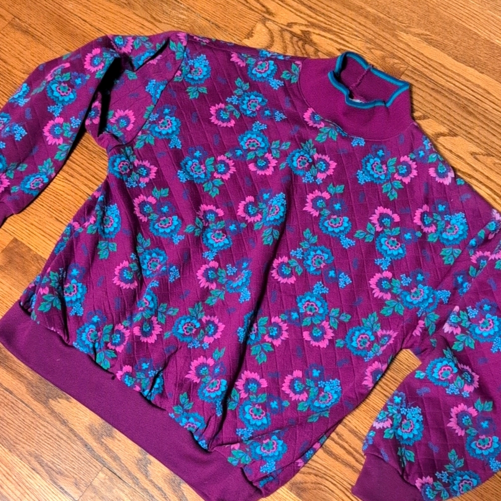 Gitano - Vintage Quilted Floral Sweater With Collar